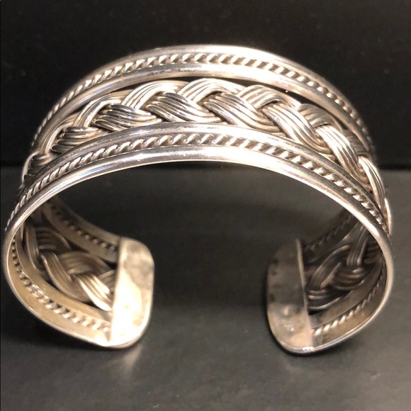VINTAGE NAVAJO Sterling Braid Design BRACELET - Picture 3 of 5